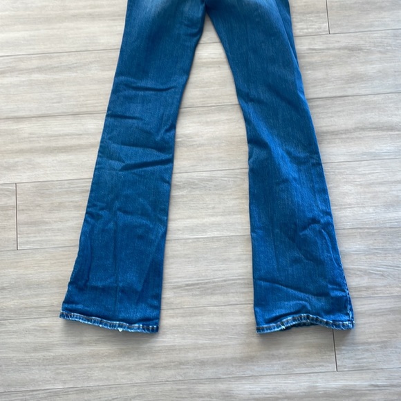 Zara high rise flare Jean - Picture 6 of 6